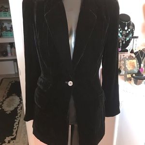 French silk and rayon authentic velvet blazer with superior tailoring.